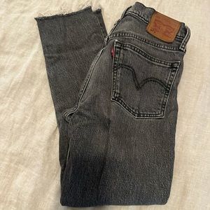 Levis 501 s size 24